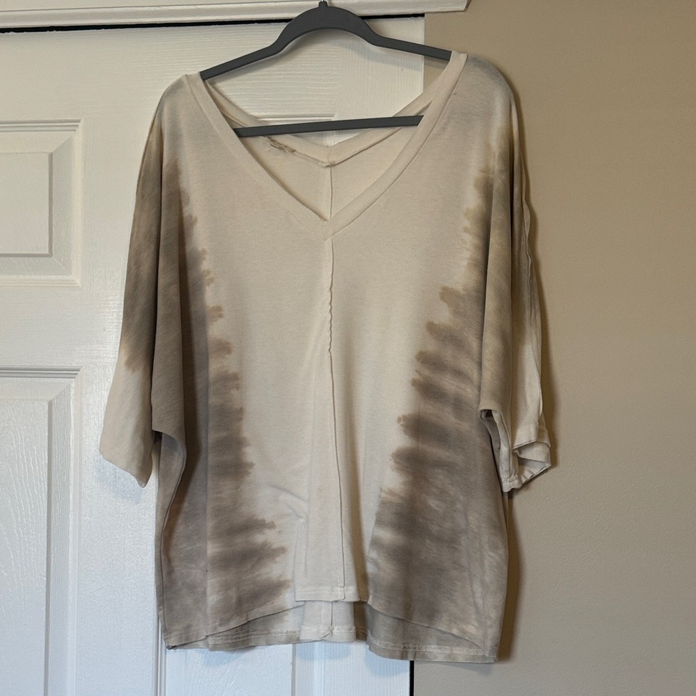 POL Beige Tie-Dye V-Neck Tunic